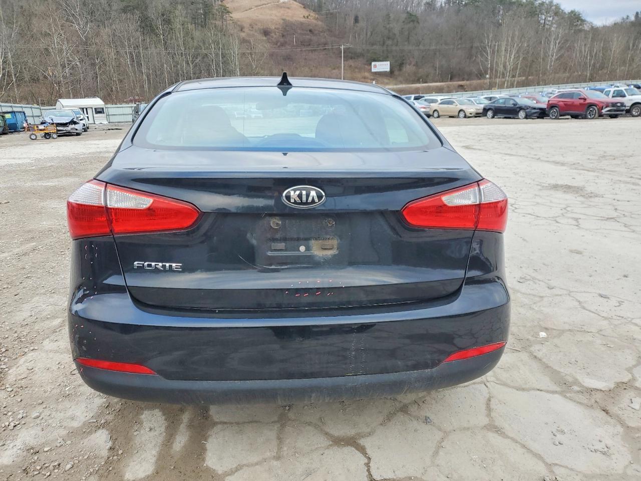 2016 KIA FORTE