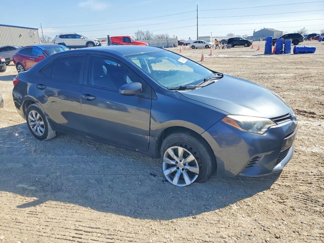 2015 TOYOTA COROLLA