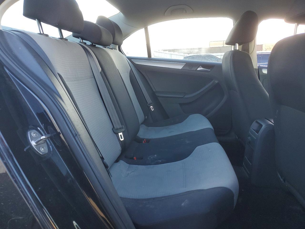 2017 VOLKSWAGEN JETTA