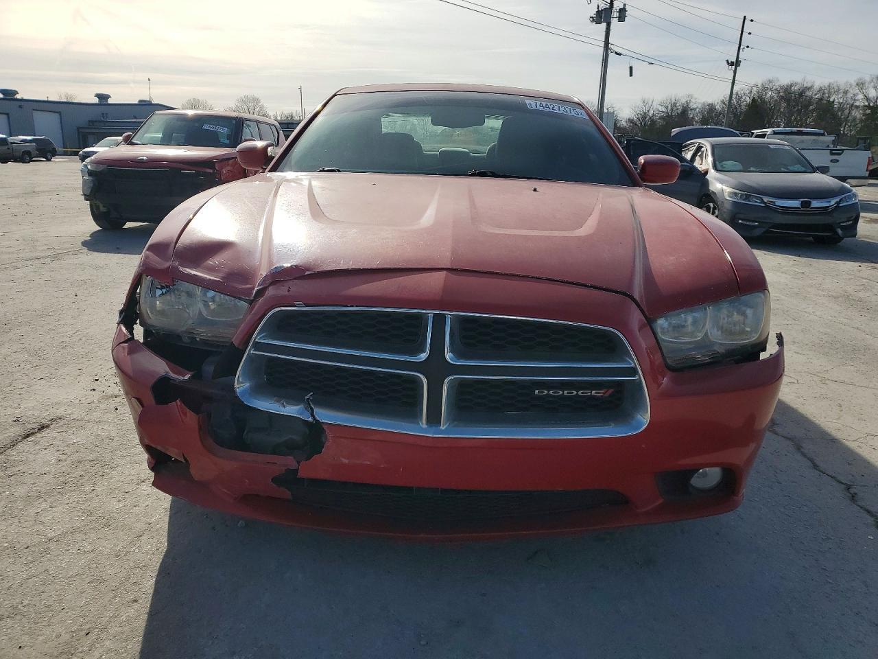 2013 DODGE CHARGER