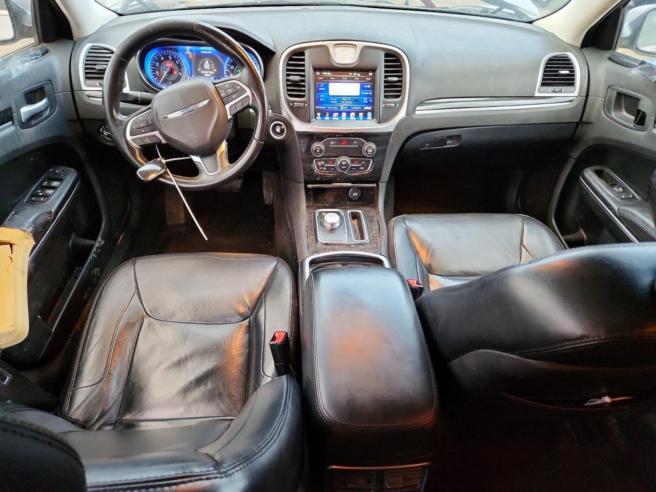 2016 CHRYSLER 300