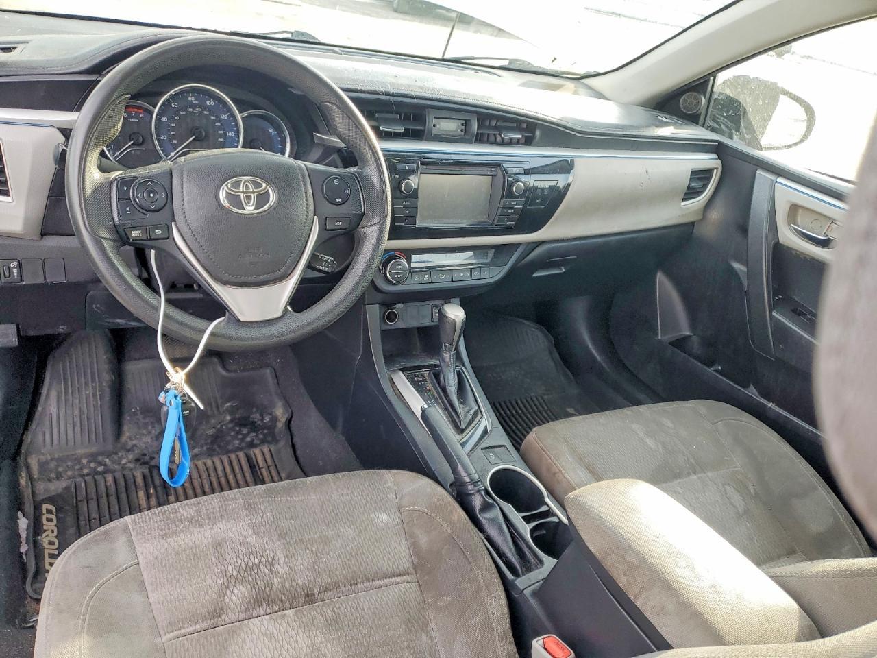 2015 TOYOTA COROLLA