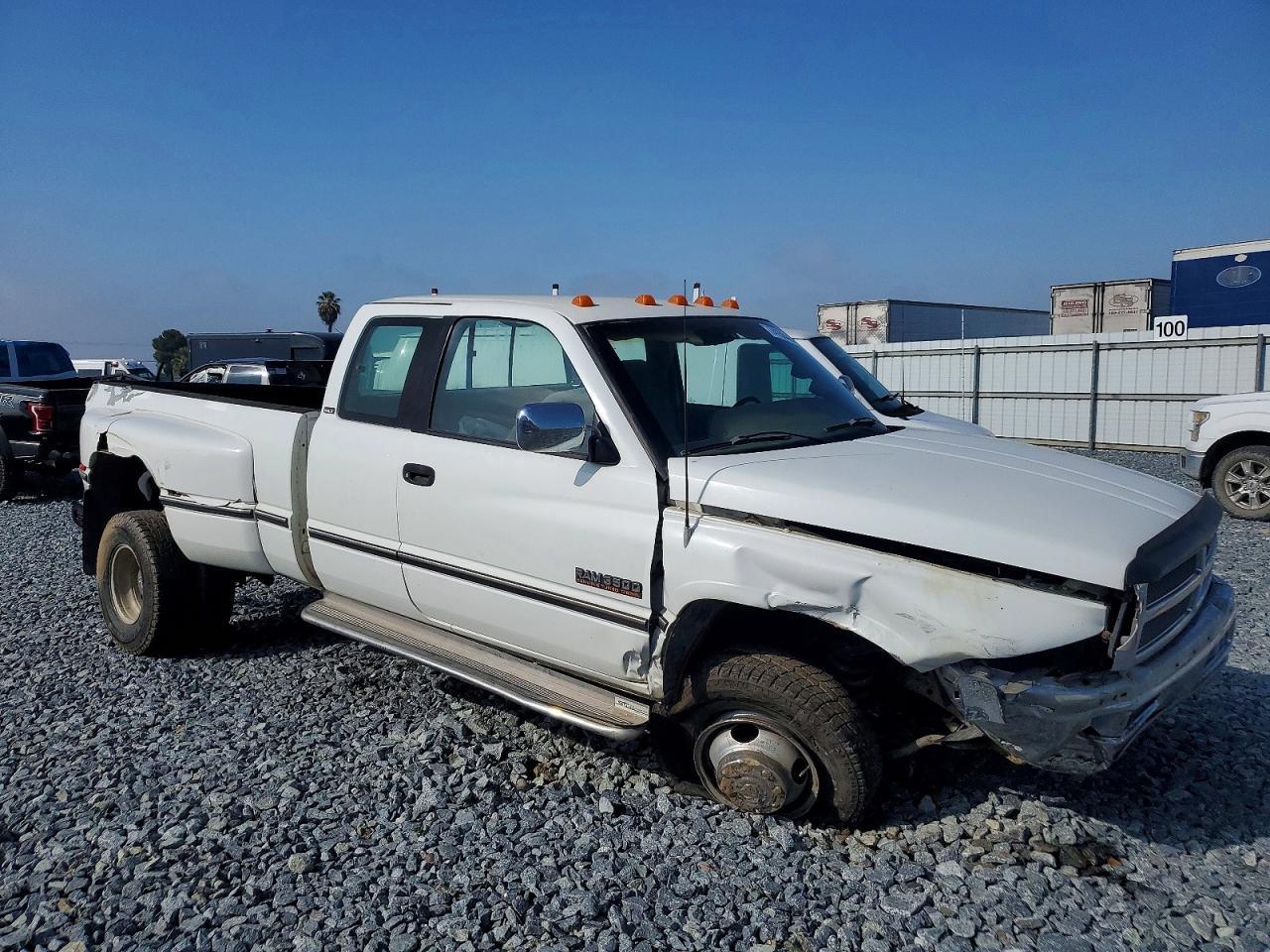 1995 DODGE Ram 3500