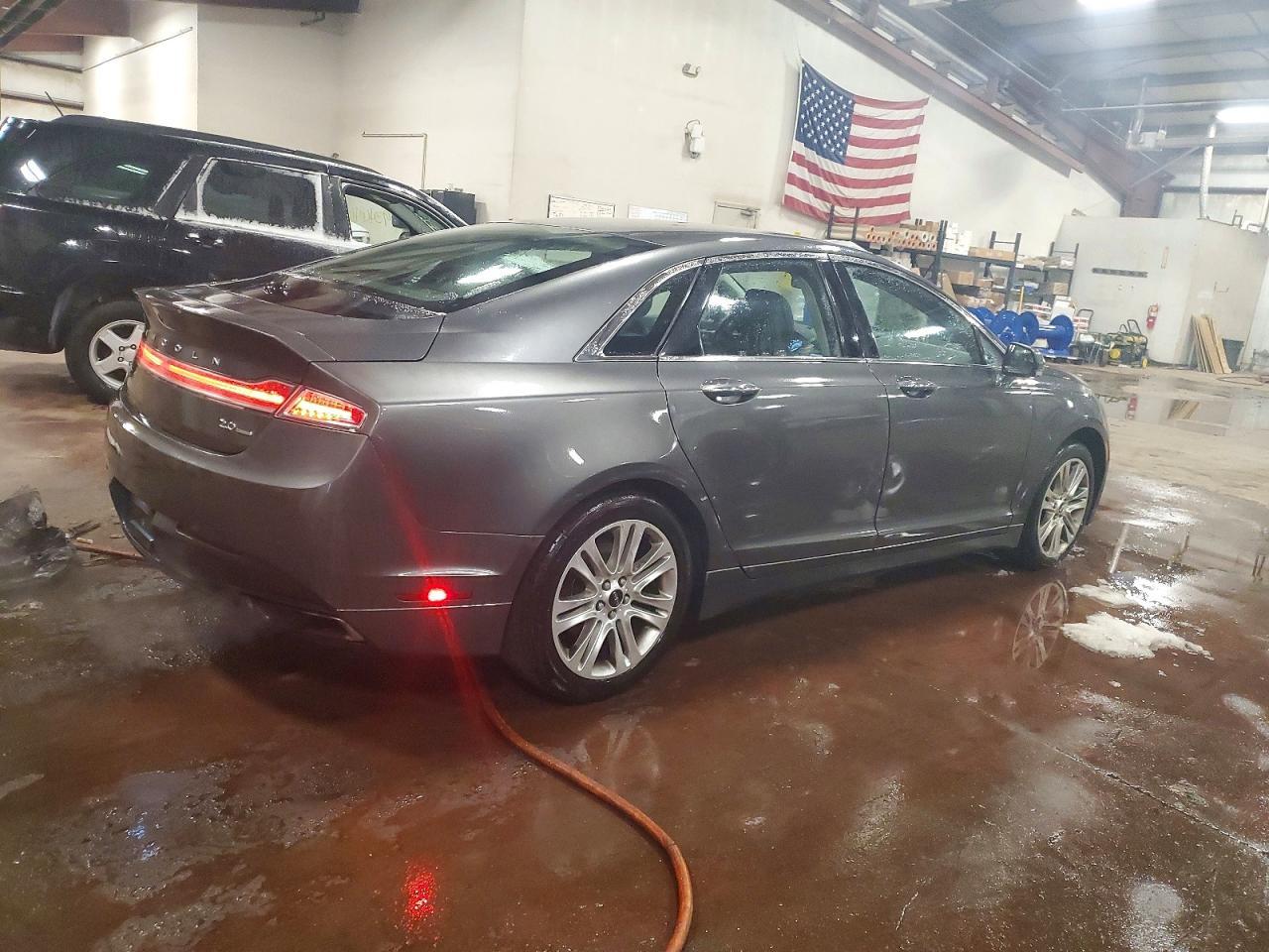 2016 LINCOLN MKZ