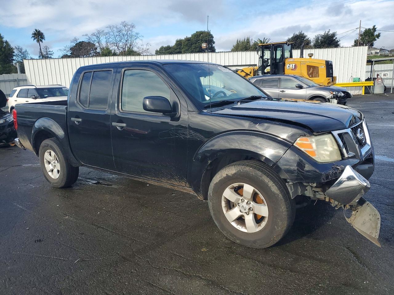 2011 NISSAN Frontier