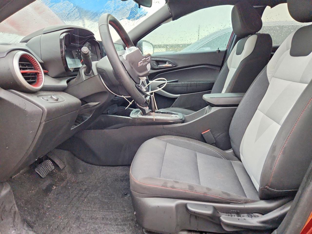 2025 CHEVROLET TRAX