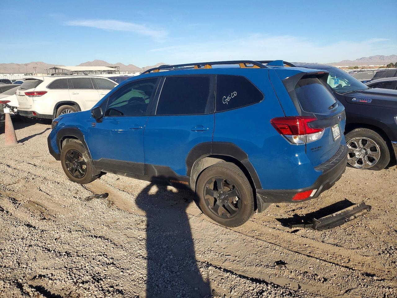 2022 SUBARU FORESTER