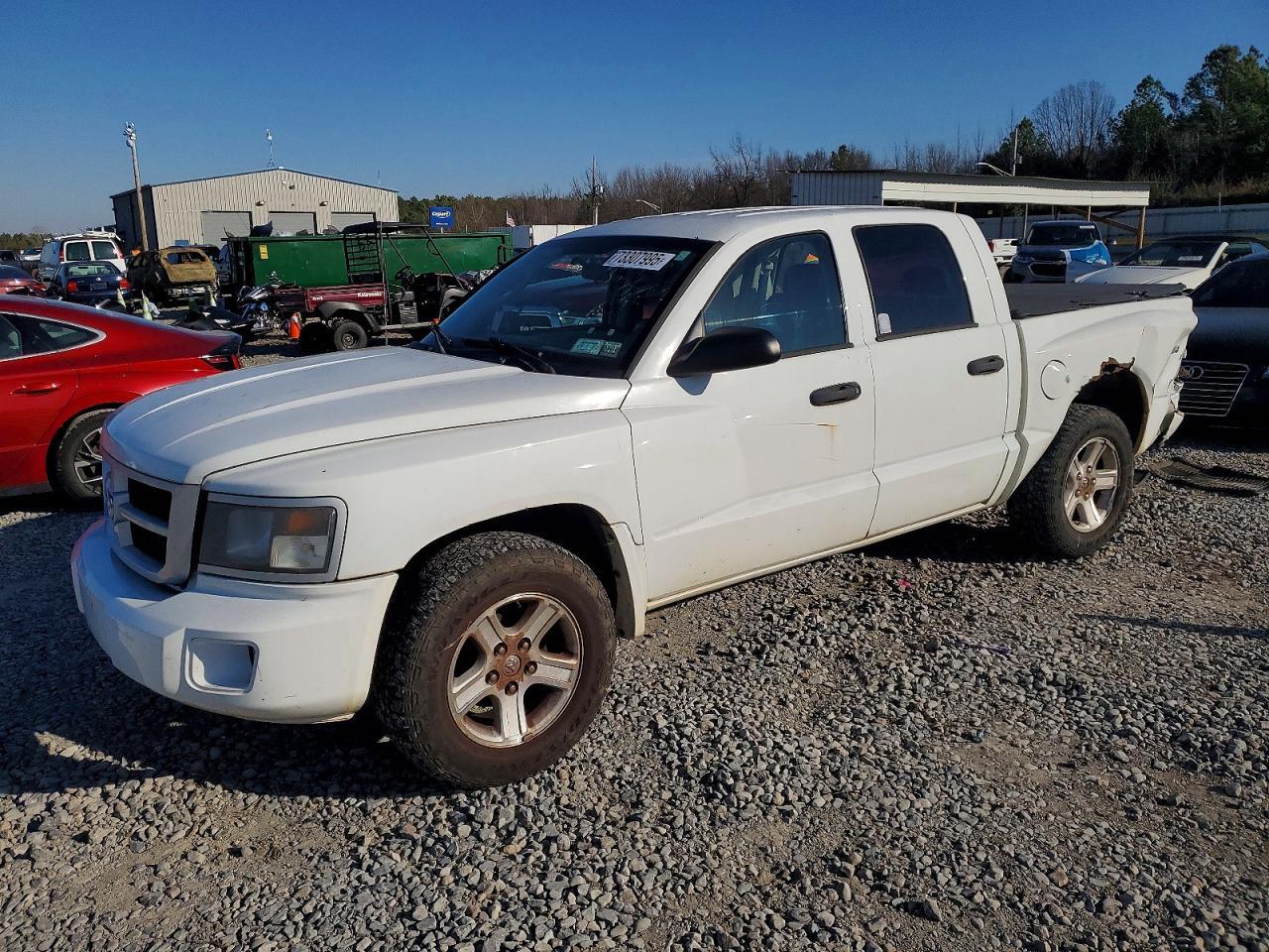 2010 DODGE Dakota
