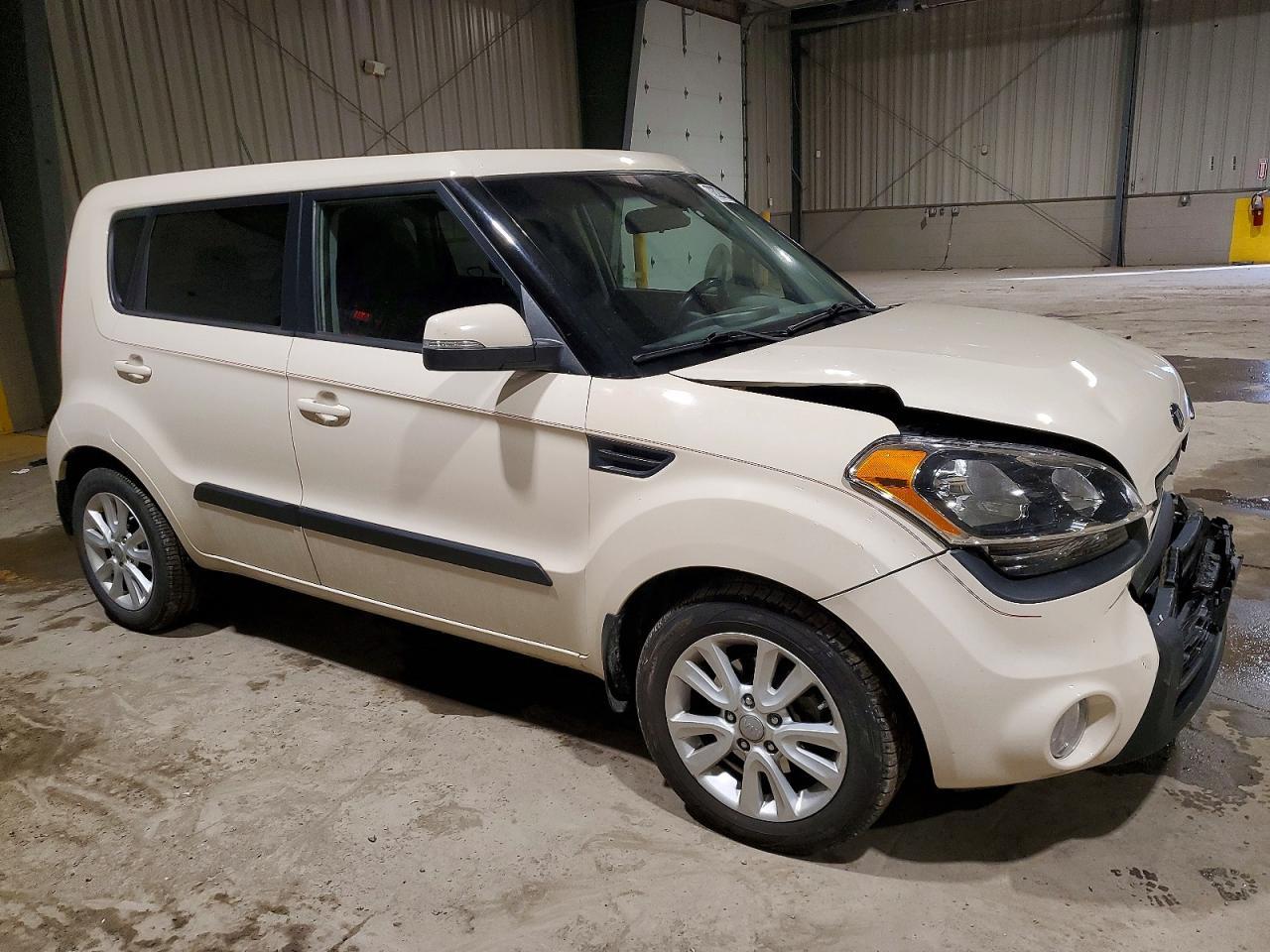 2013 KIA SOUL
