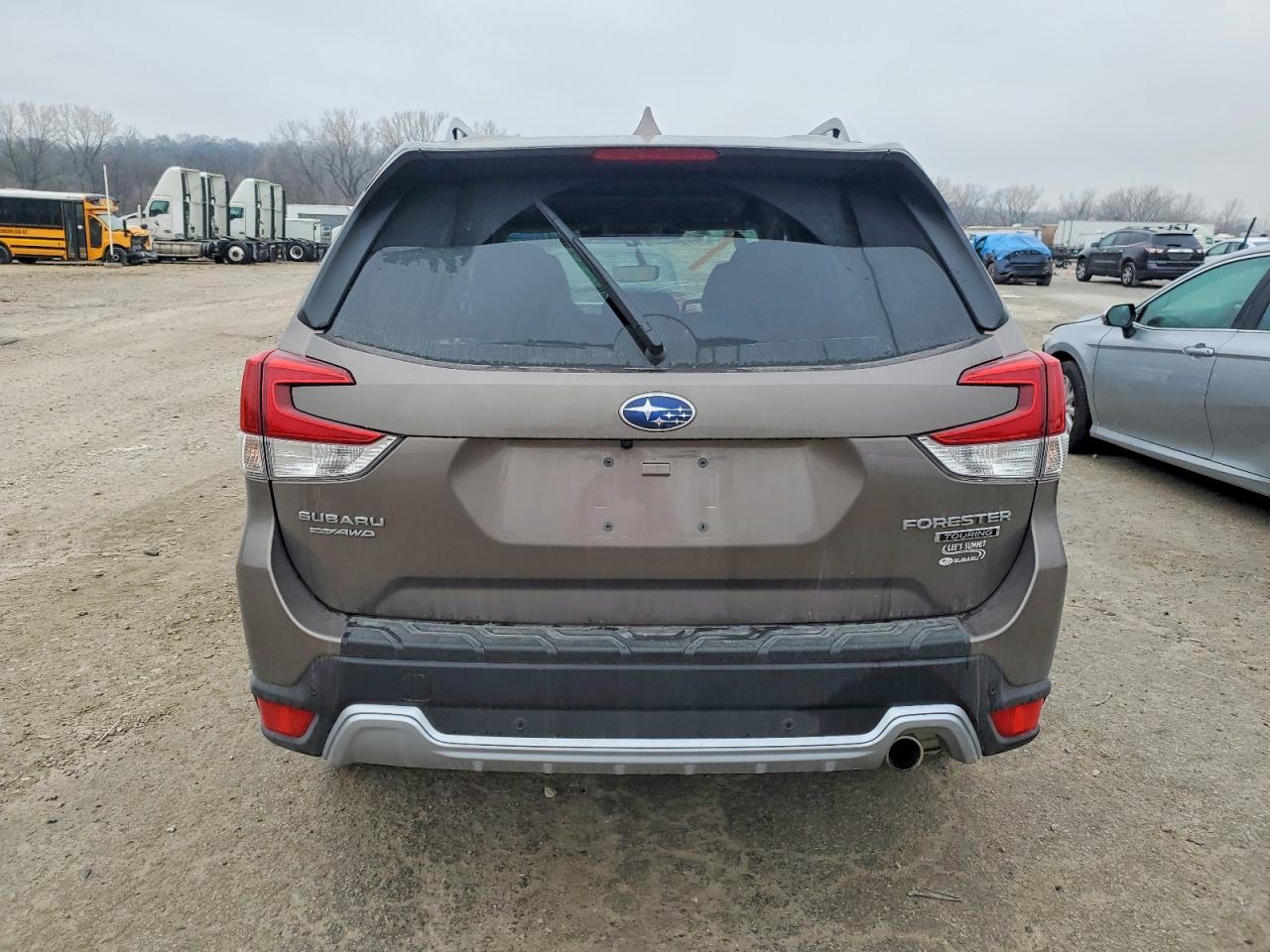 2022 SUBARU FORESTER