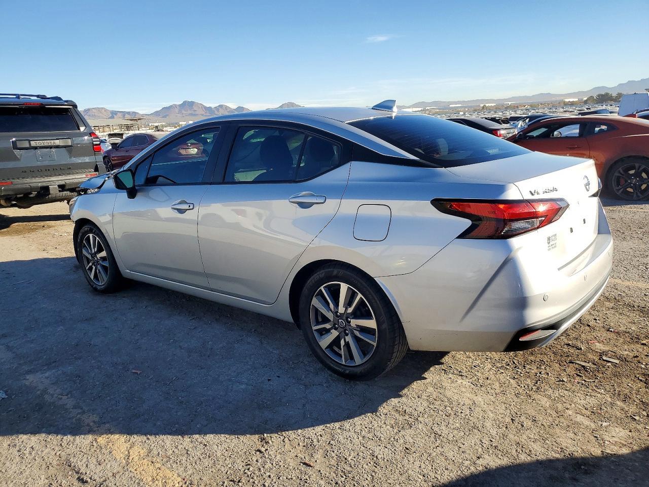 2020 NISSAN VERSA
