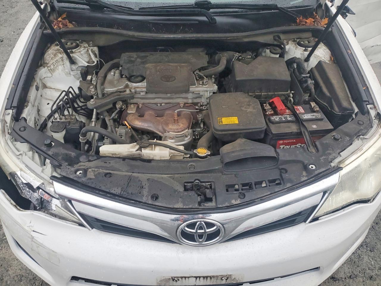 2014 TOYOTA CAMRY