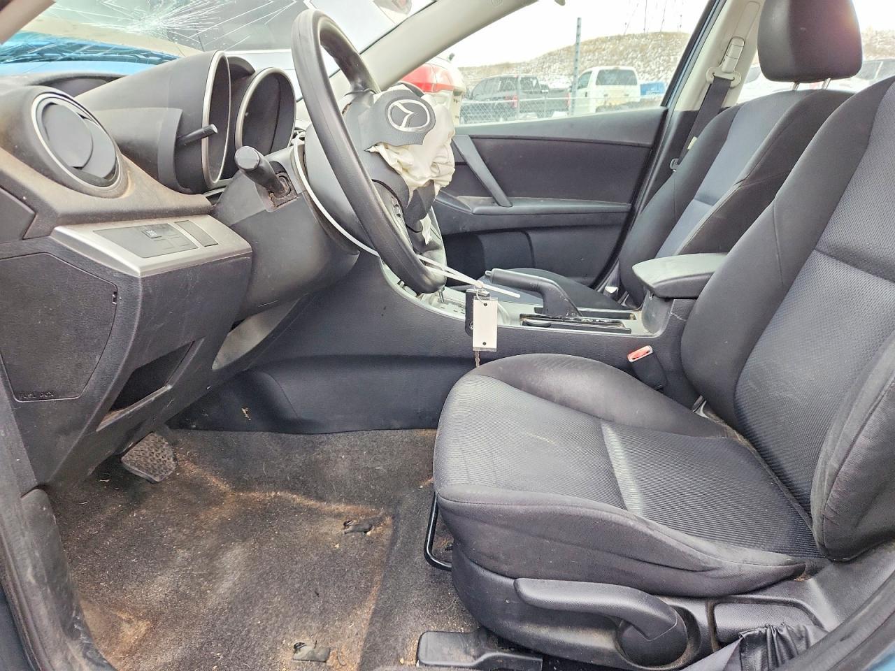2010 MAZDA 3