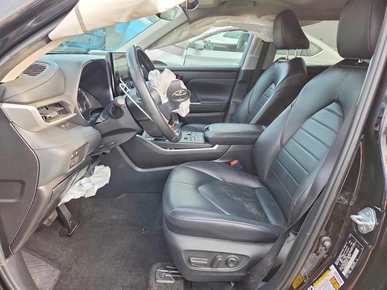 2023 TOYOTA HIGHLANDER
