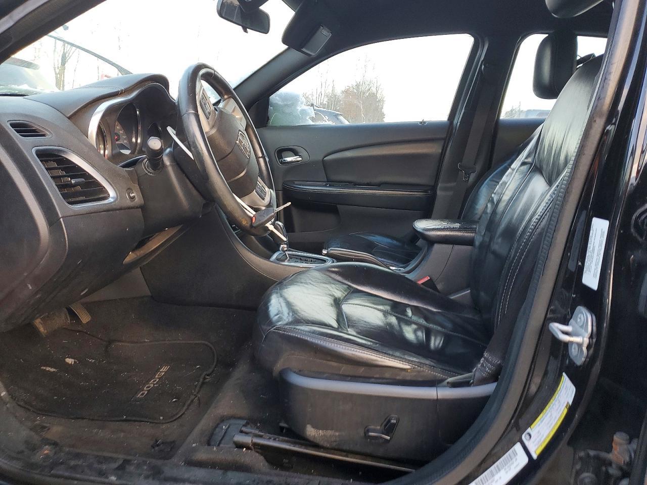 2014 DODGE Avenger