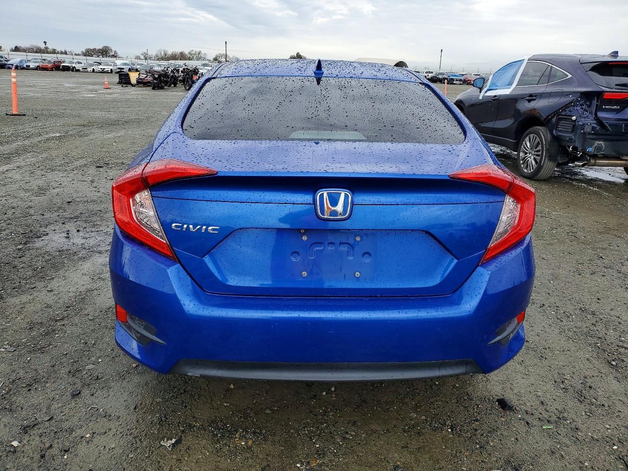 2018 HONDA CIVIC