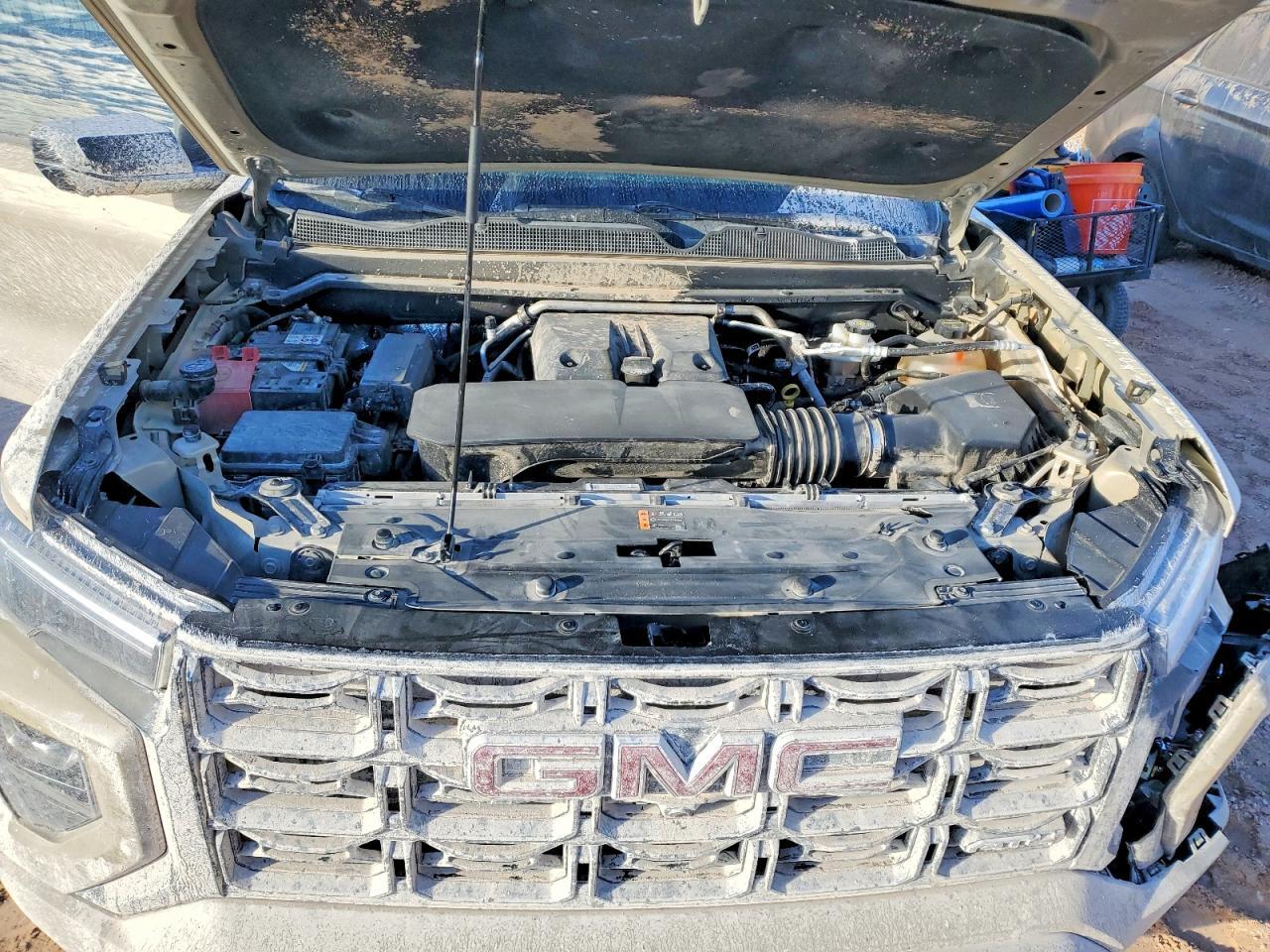 2024 GMC CANYON