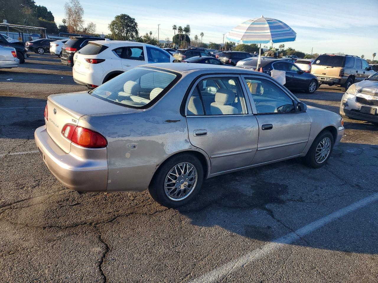 2000 TOYOTA COROLLA