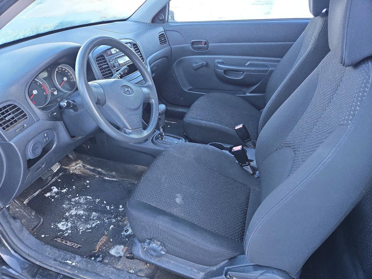 2011 HYUNDAI ACCENT