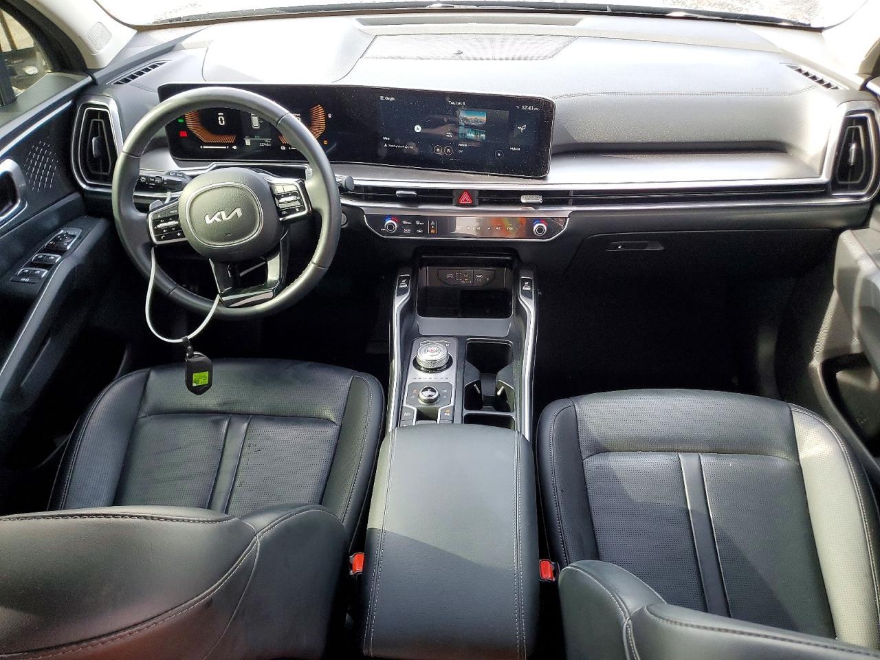2025 KIA SORENTO
