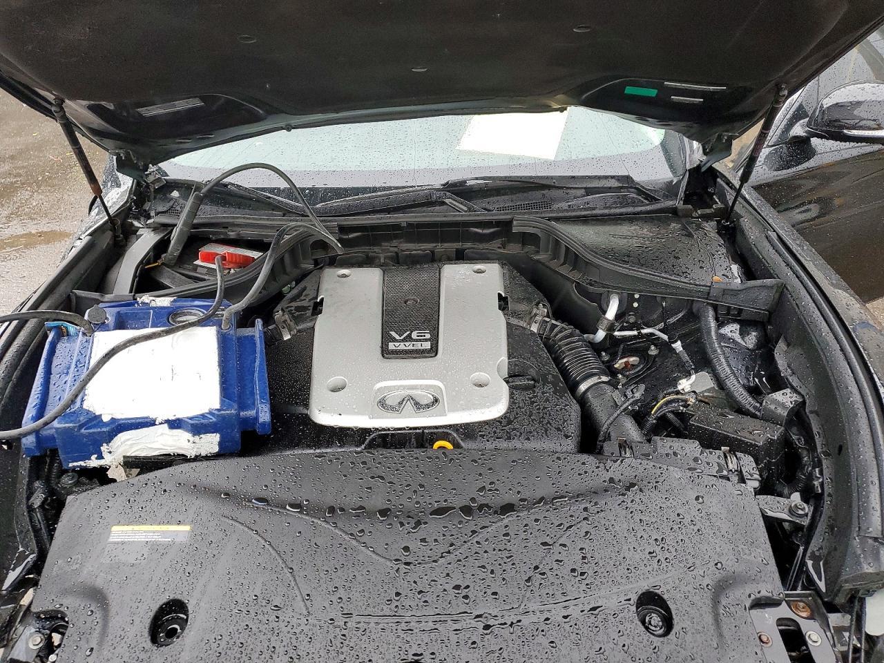 2017 INFINITI Q70