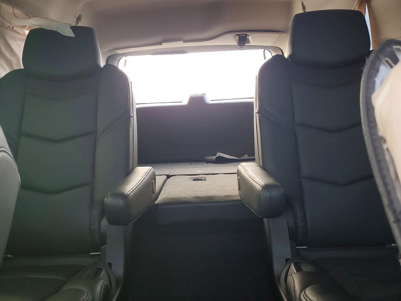 2018 CADILLAC ESCALADE