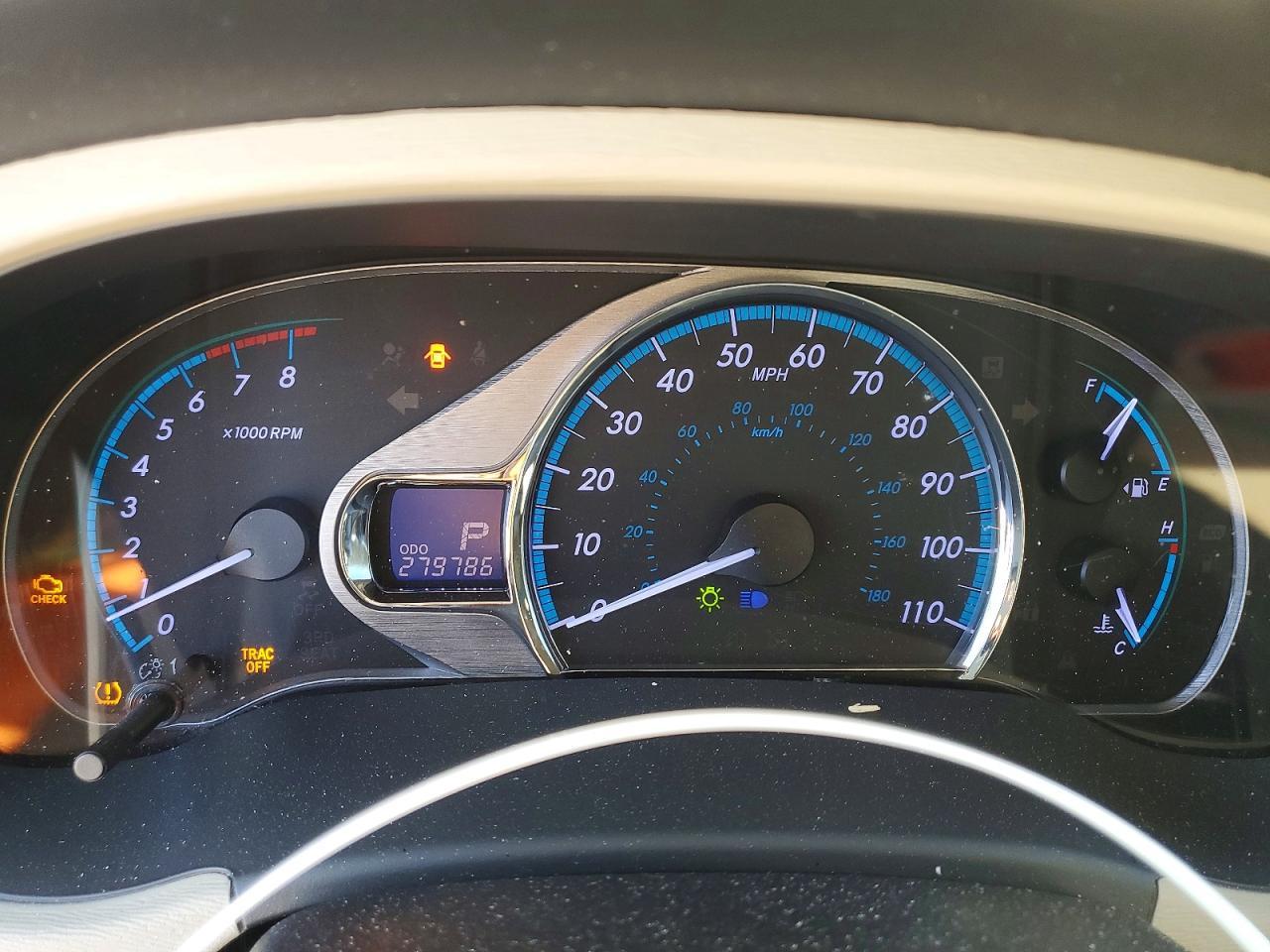 2013 TOYOTA SIENNA