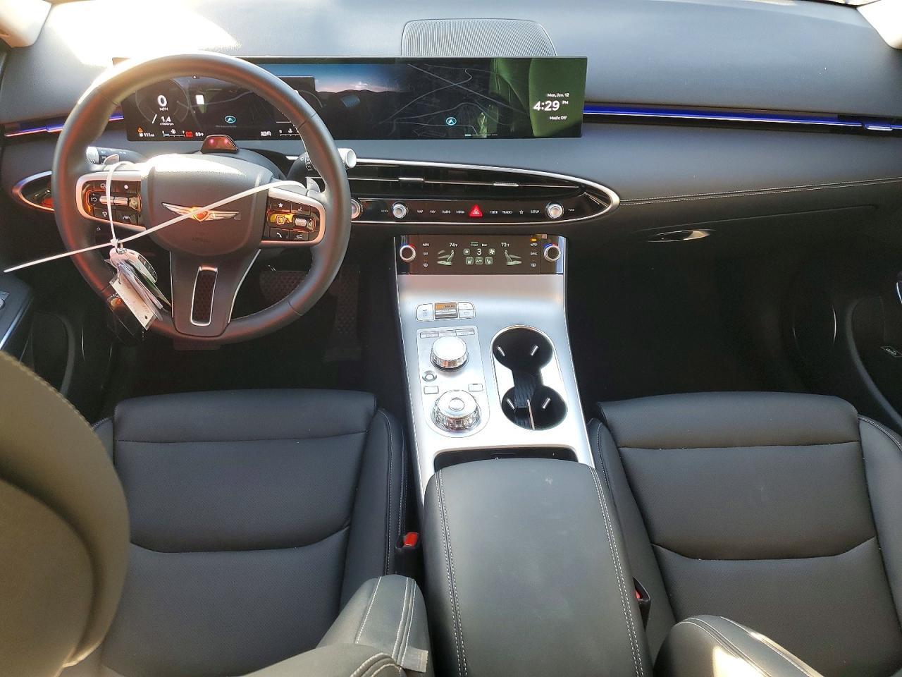 2026 GENESIS GV70