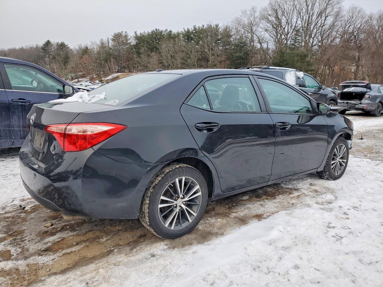 2018 TOYOTA COROLLA