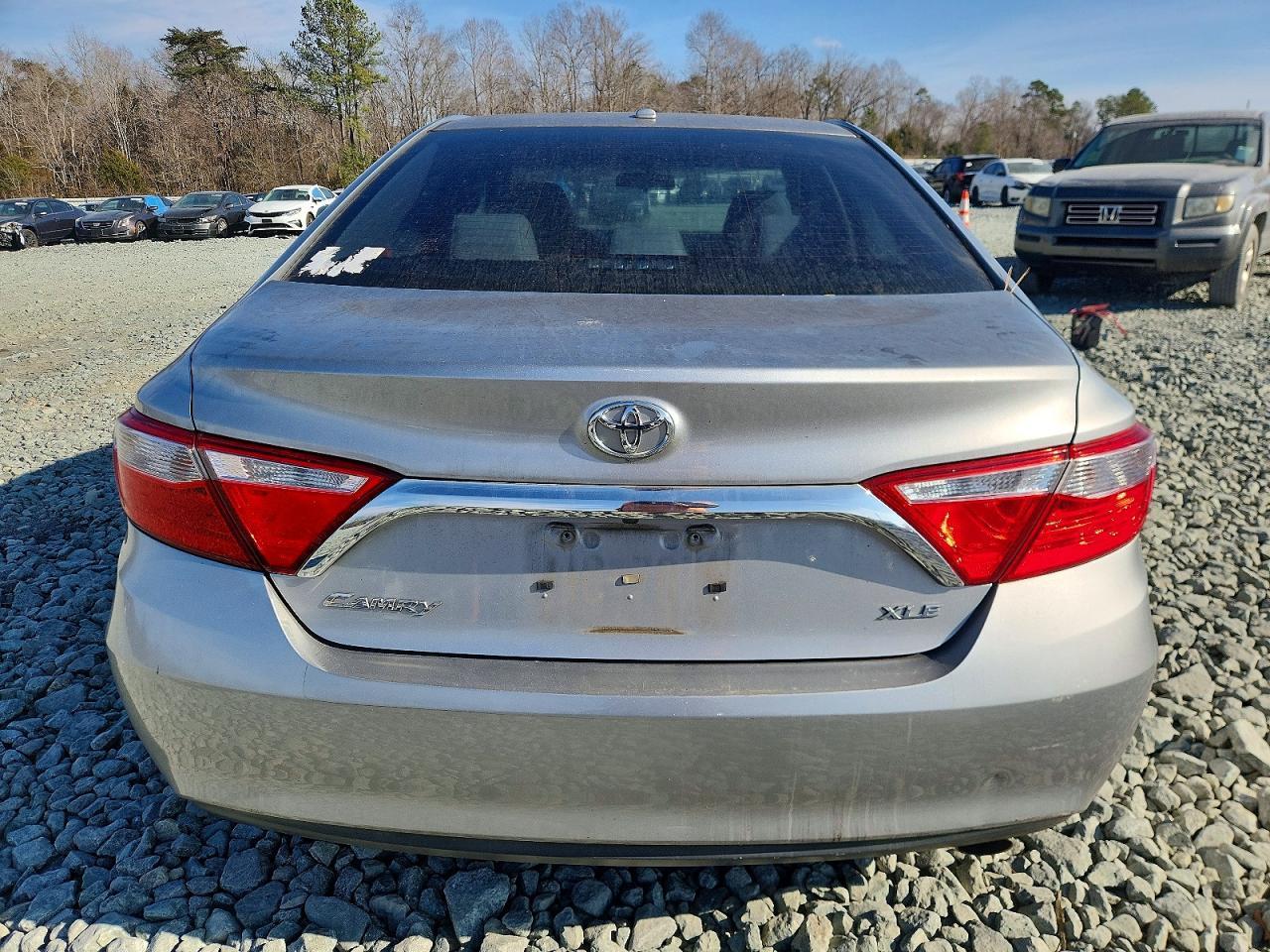 2017 TOYOTA CAMRY