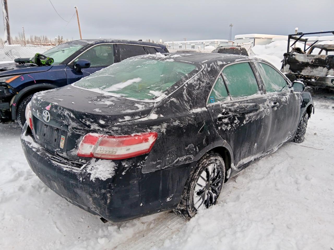 2011 TOYOTA CAMRY