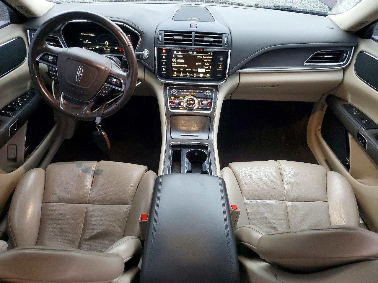2017 LINCOLN Continental
