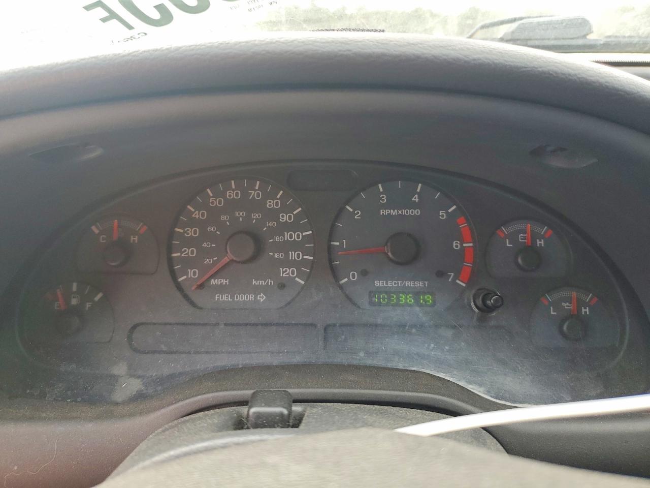 2004 FORD MUSTANG
