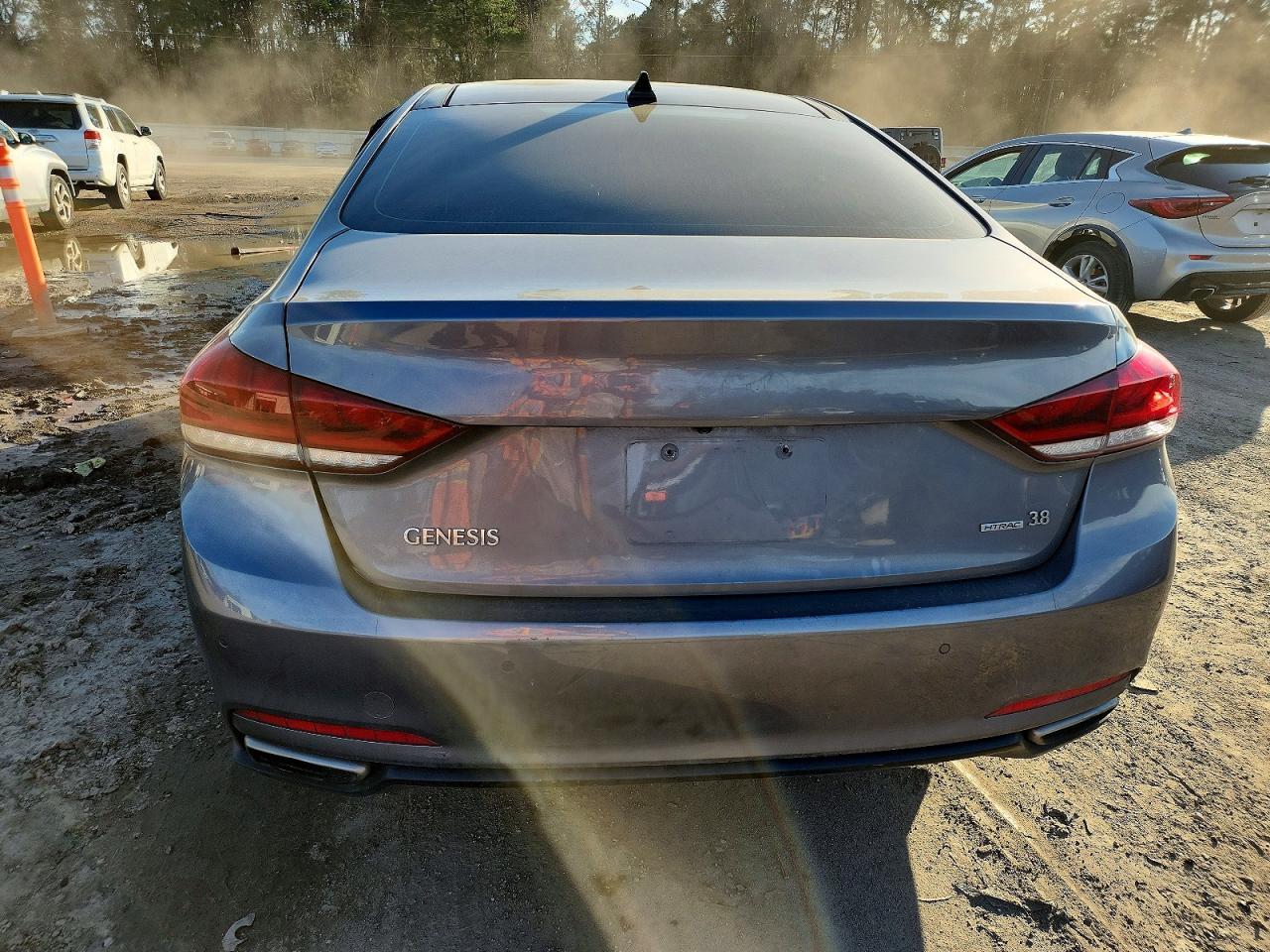 2015 HYUNDAI GENESIS
