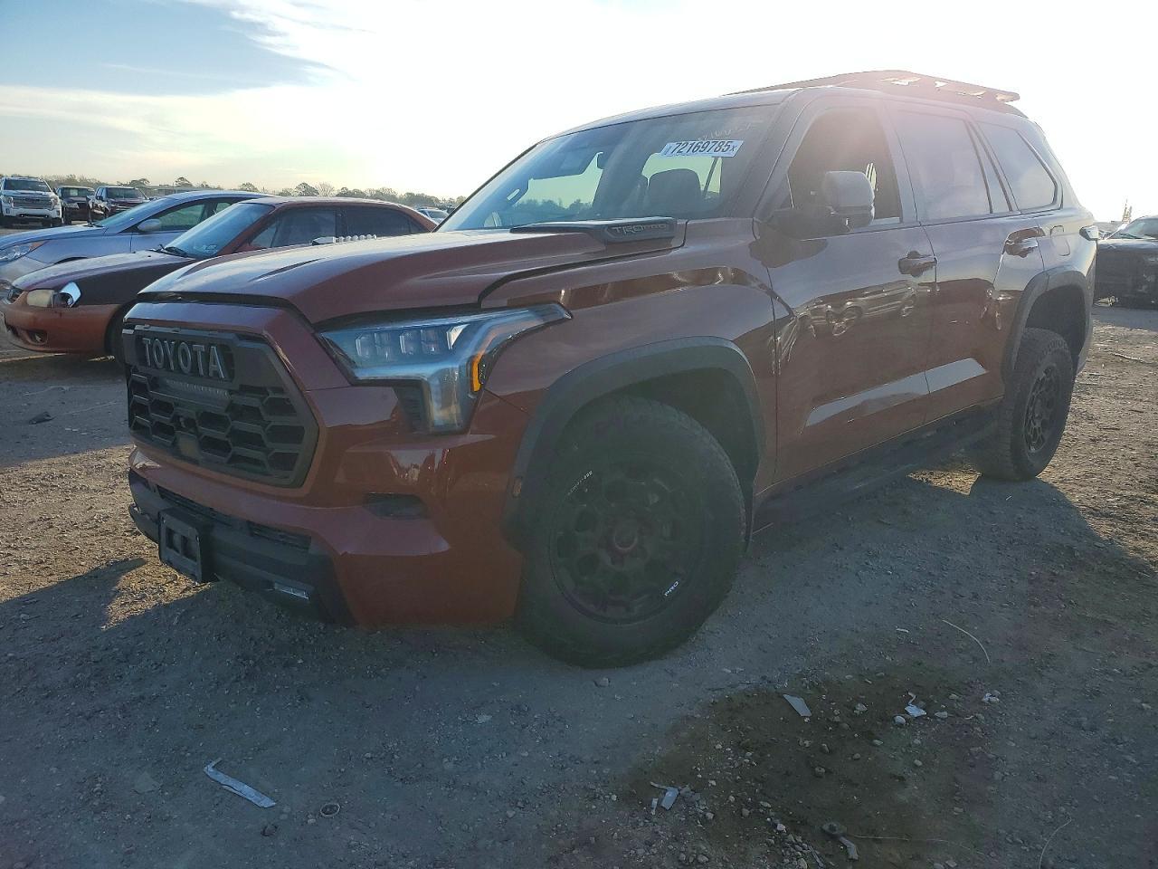 2024 TOYOTA Sequoia