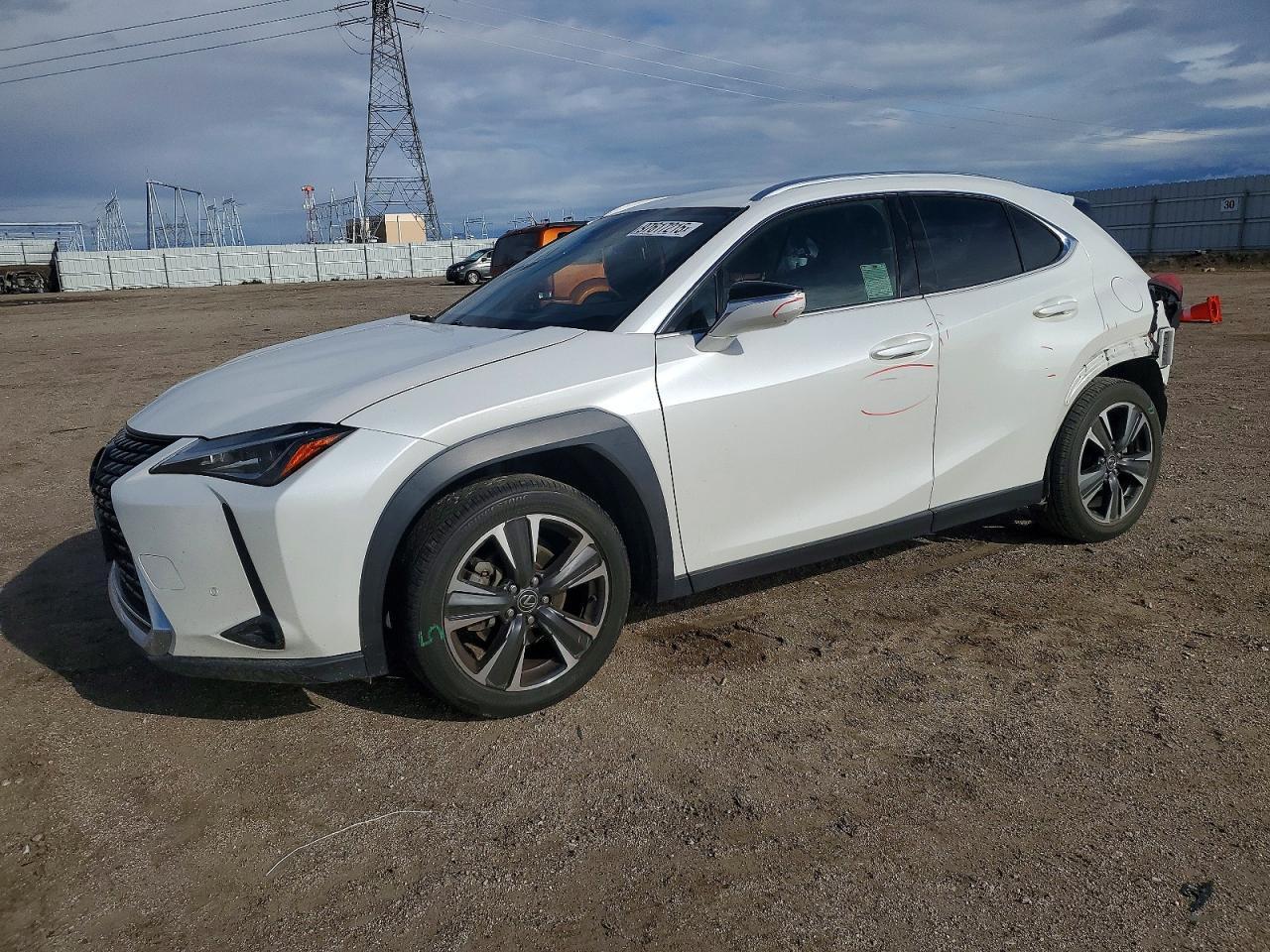 2021 LEXUS UX 200