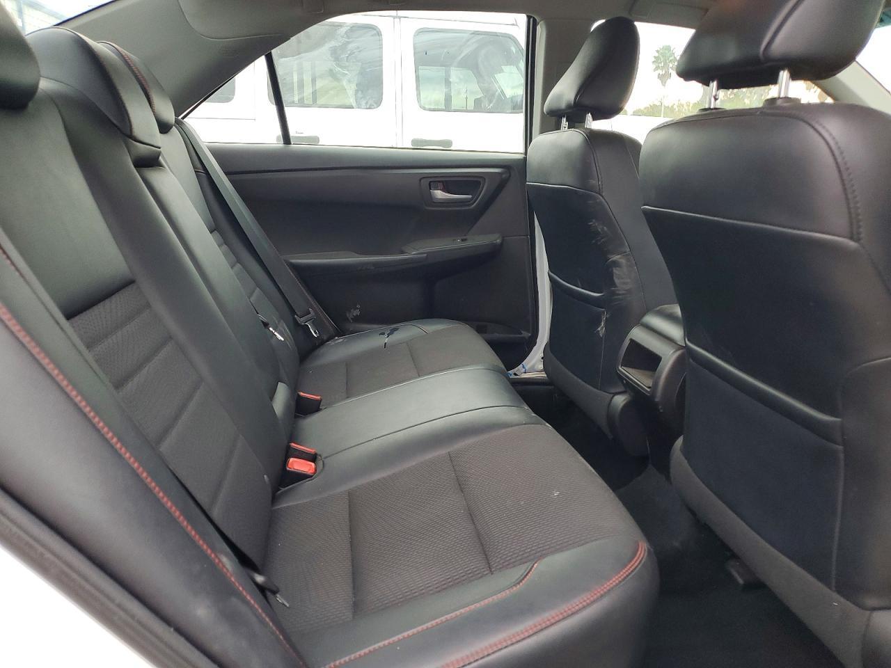 2017 TOYOTA CAMRY