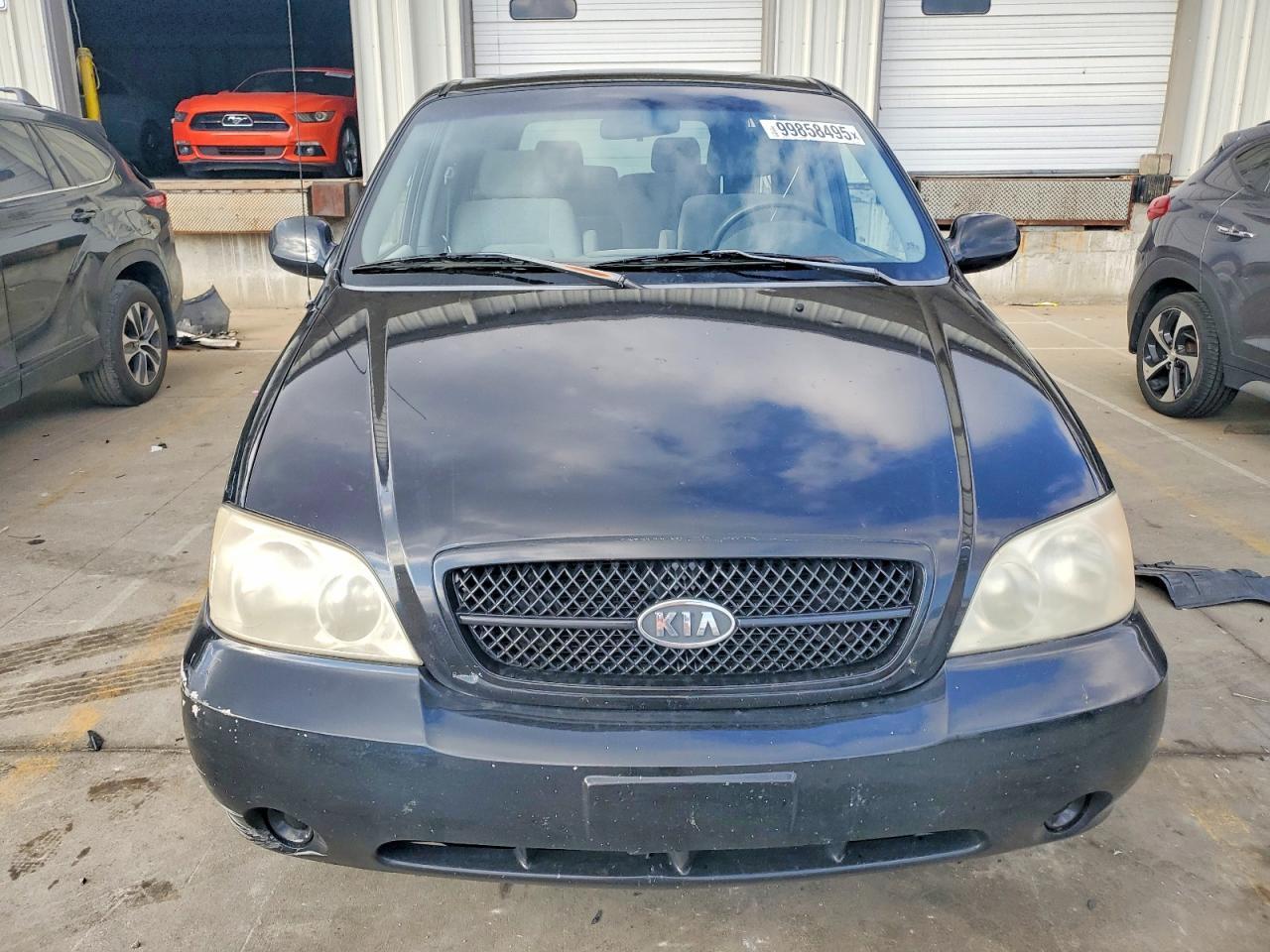 2004 KIA SEDONA