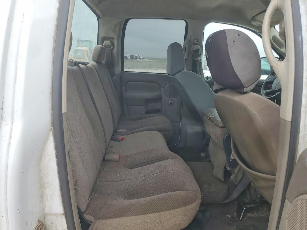 2004 DODGE RAM 1500