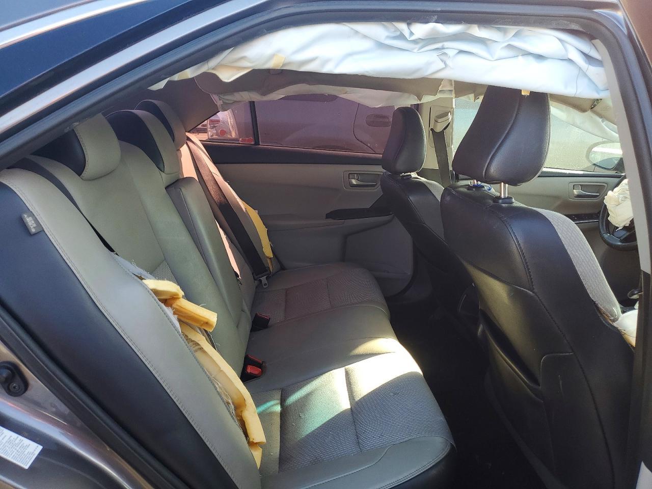 2016 TOYOTA CAMRY
