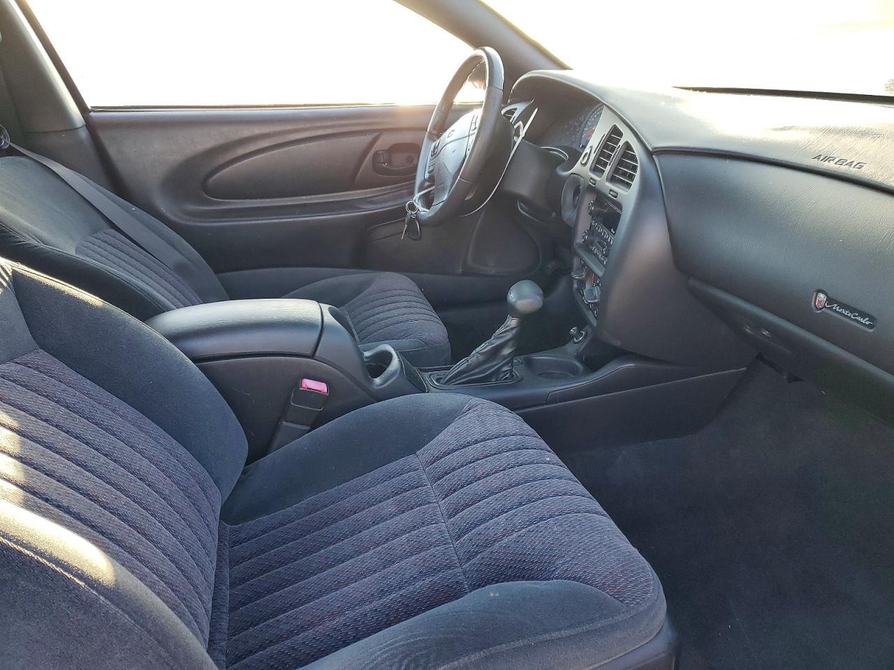 2001 CHEVROLET Monte Carlo