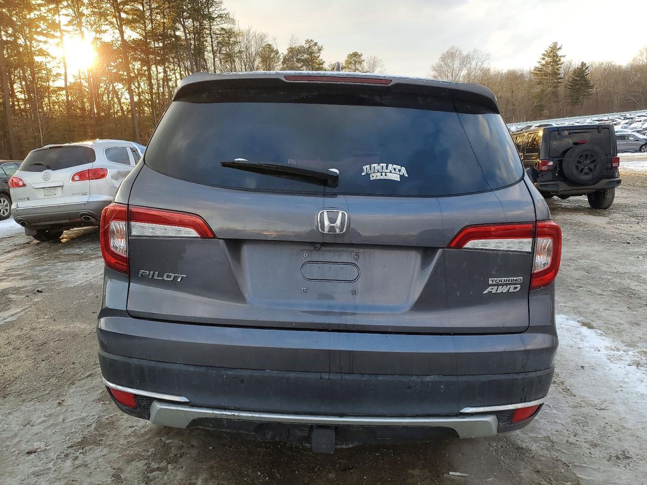 2019 HONDA PILOT