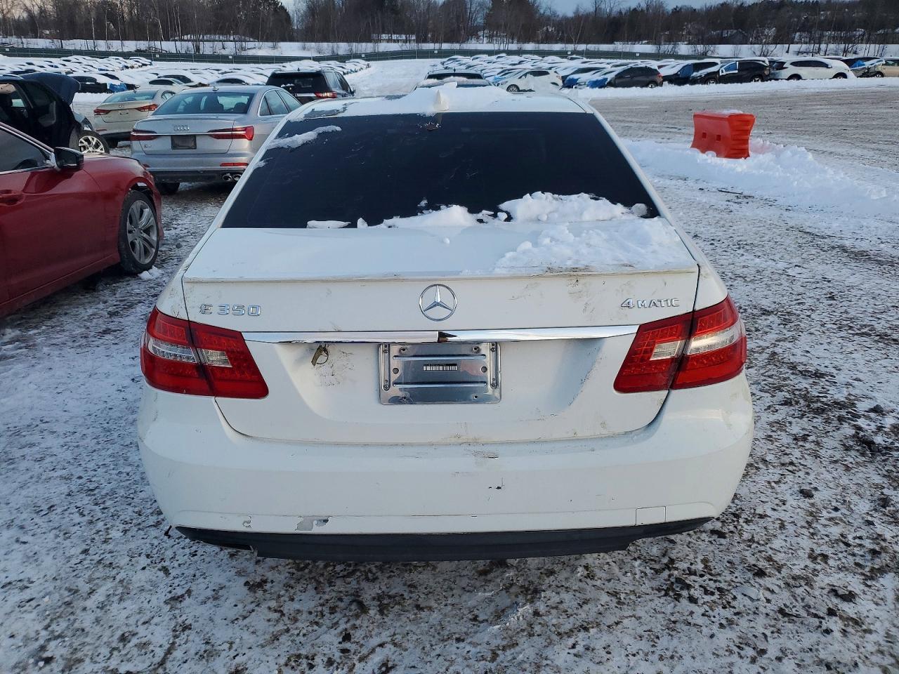2013 MERCEDES-BENZ E-Class