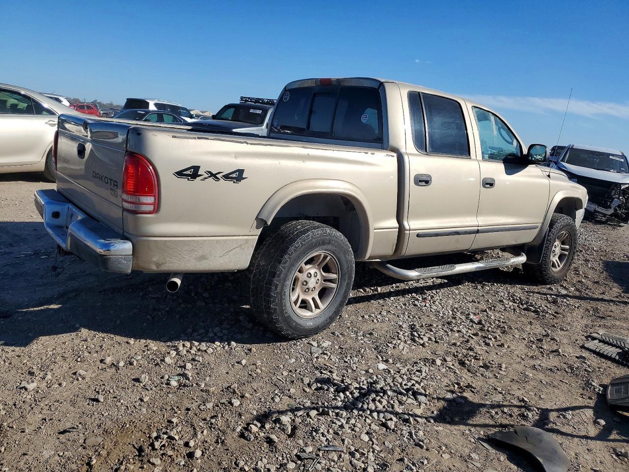 2004 DODGE Dakota