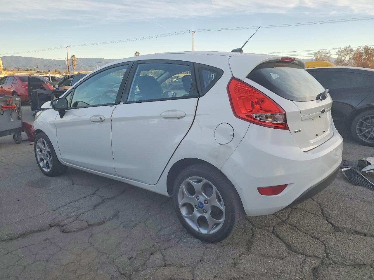2012 FORD Fiesta