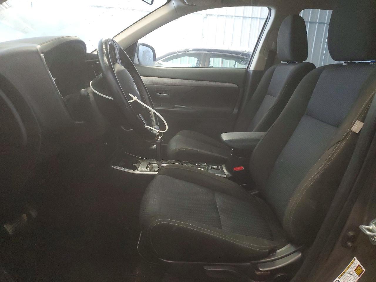 2018 MITSUBISHI outlander