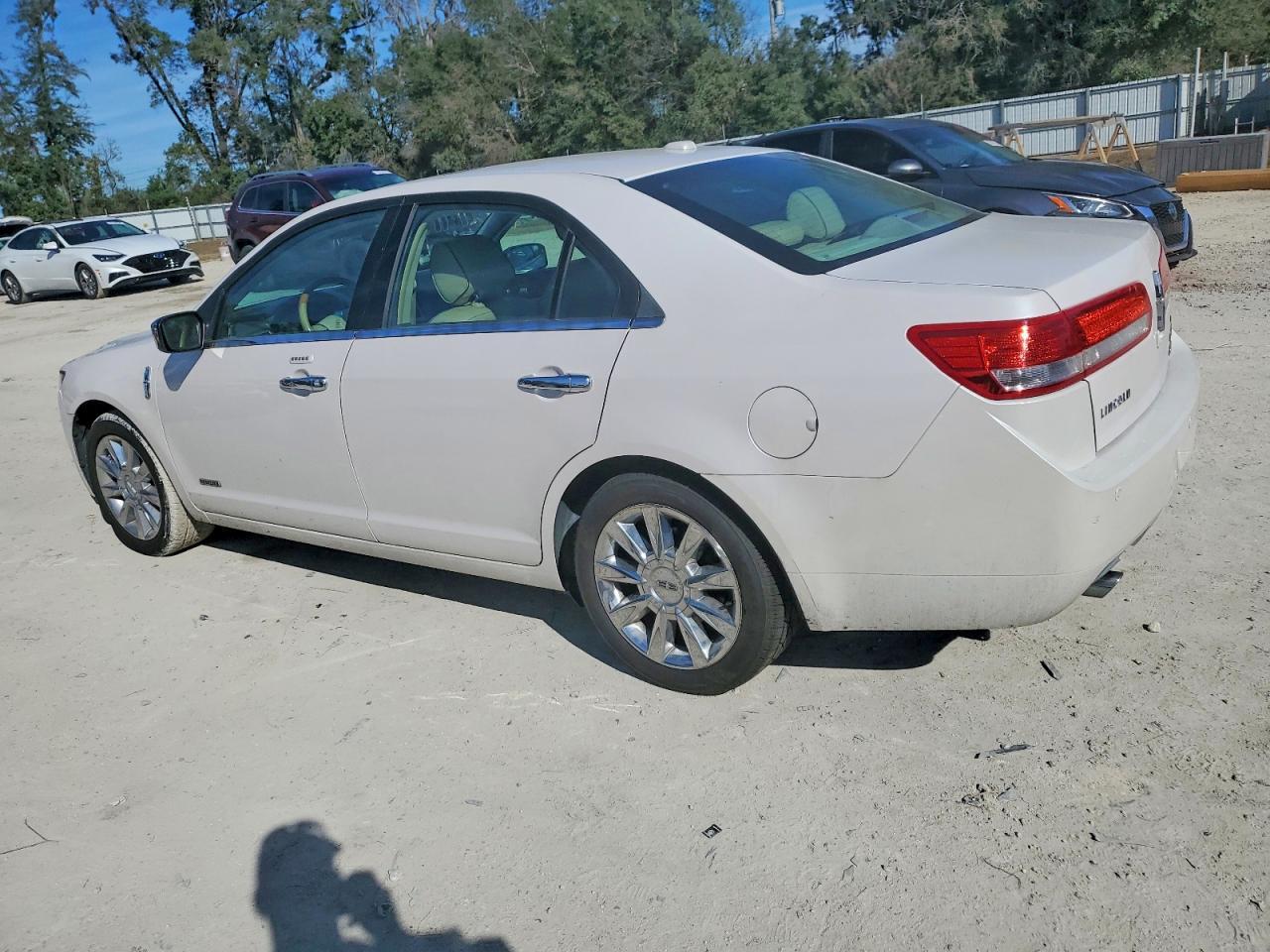 2011 LINCOLN MKZ