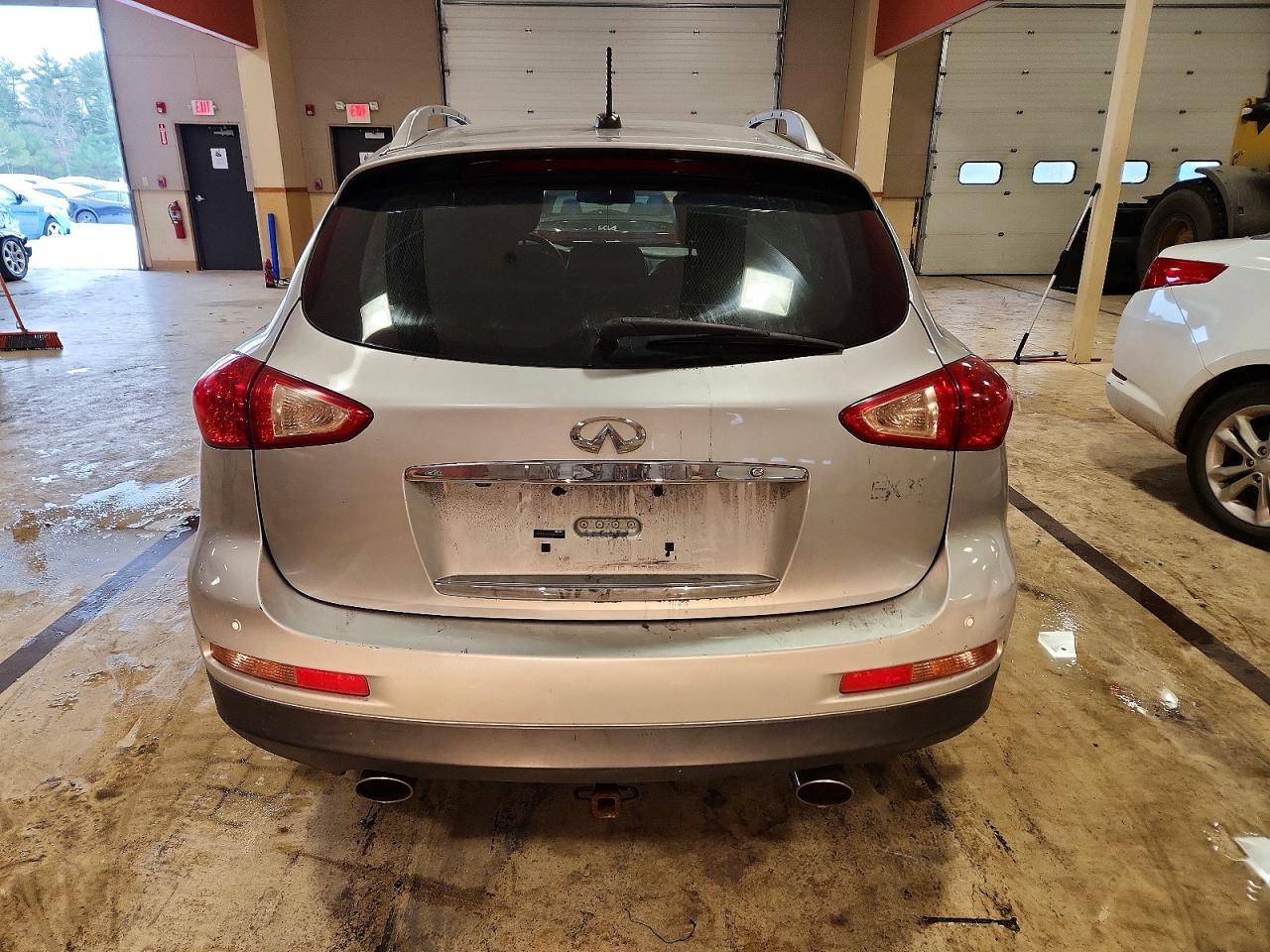 2011 INFINITI EX35