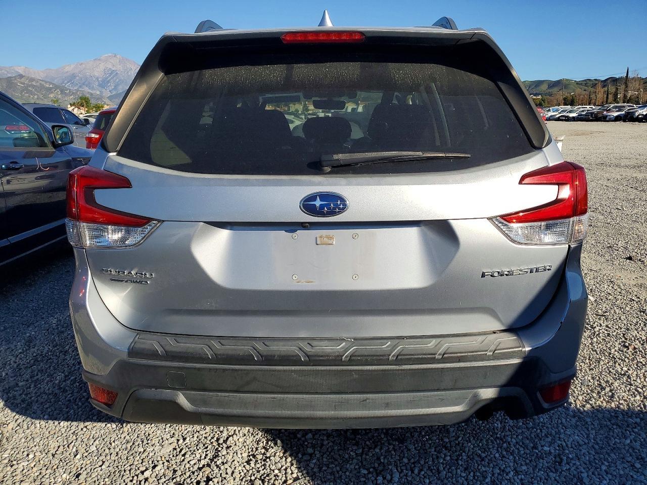 2020 SUBARU FORESTER