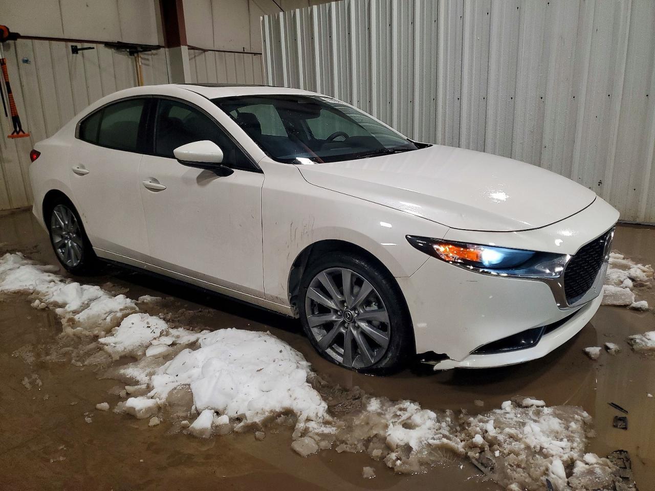 2025 MAZDA 3